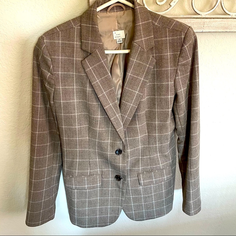 A New Day tan blazer women’s sz 10